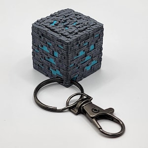 Diamond Block Fidget Clicker Keychain Stress Relief ADHD Fidget Toy Unique Gamer Gift Bag Clip Charm Valentine Stocking Stuffer