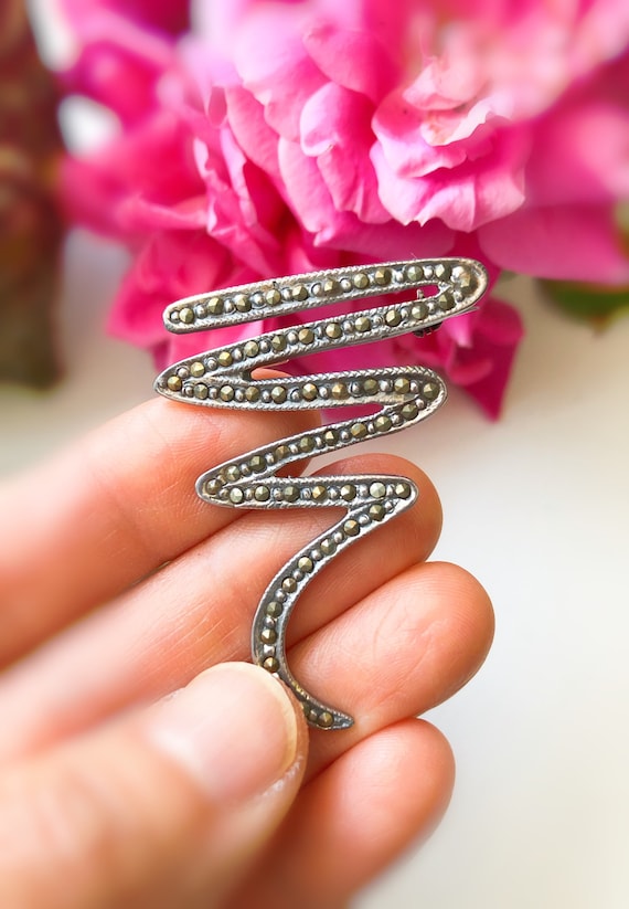 Mid Century Modern Sterling Silver Marcasite Brooch, Vintage Sterling Silver  Marcasite Brooch/pin, Retro Sterling Silver Zig Zag Brooch - Etsy