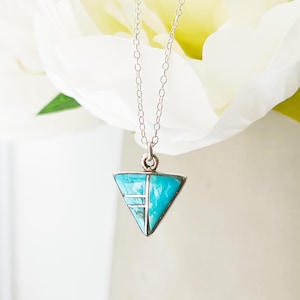 Vintage Zuni Sterling Turquoise Inlay Pendant Necklace, Vintage Zuni Turquoise Inlay Charm Necklace, Vintage Zuni Turquoise Necklace