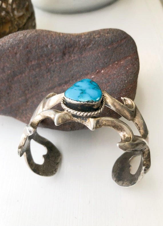 Vintage Navajo Turquoise Cuff, Old Pawn Turquoise… - image 10