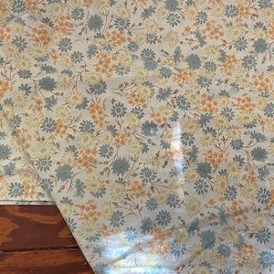Floral Pillowcases King Size: 1970s Pop Art Daisy Pattern