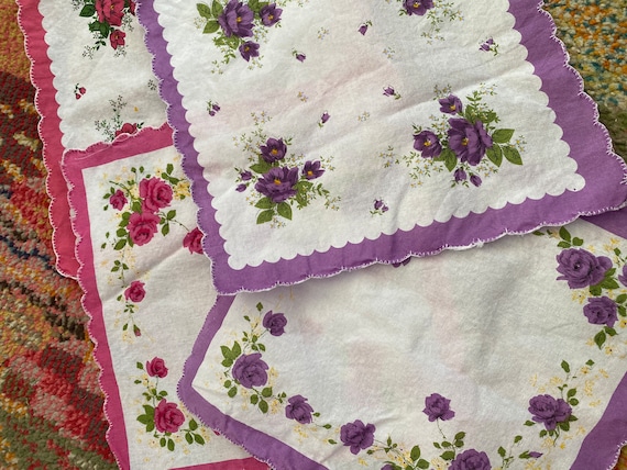 Lot 3 Pc VINTAGE Cotton FLoWERS HANDKERCHIEF FLOR… - image 3