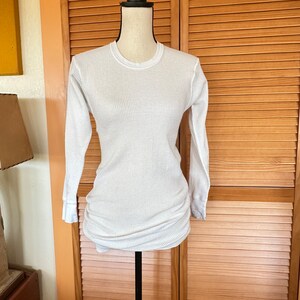 1950s THERMAL “Lee” WAFFLE KNIt SHIRT Vintage Long Sleeve 38” Chest 23” Long Woven Fabric
