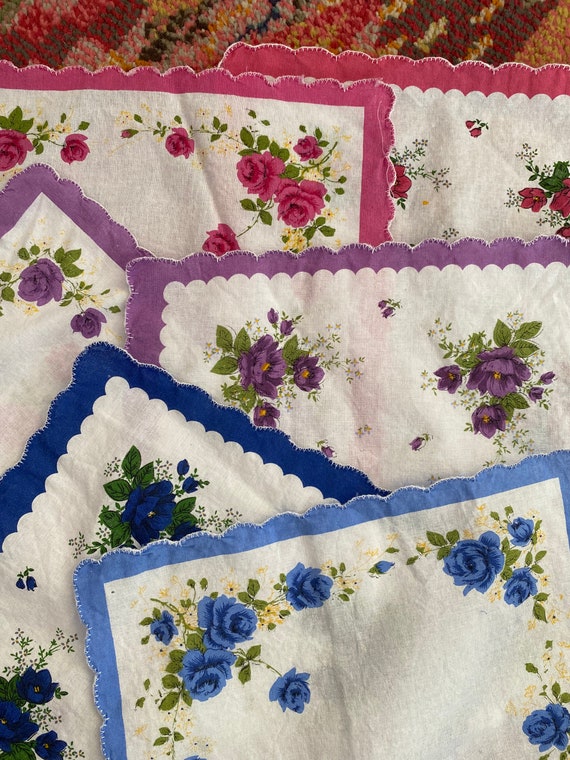Lot 3 Pc VINTAGE Cotton FLoWERS HANDKERCHIEF FLOR… - image 5