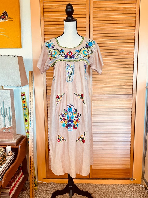 SweeT MEXICAN Puebla DRESS 90s Embroidered Small P