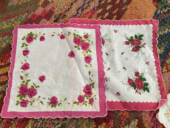Lot 3 Pc VINTAGE Cotton FLoWERS HANDKERCHIEF FLOR… - image 2