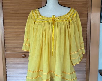 Vintage Mexican Gauze BLOUSE: Cotton Ribbon Lace Trim, 90s Tulum