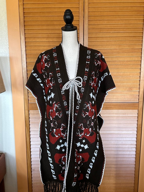 AwESOME VINTAGE MEXICAN TiE Up PONCHO Deer Sweater
