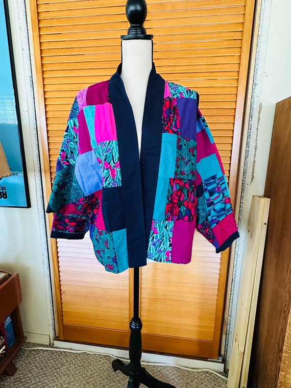 CrOPPED Vintage 80’s KIMONO Style PATCHWORK JACKE… - image 7