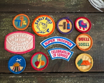 ViNTAGE INDIVIDUAL PATCHEs GiRL SCoUTS NOVELTY Patch Sold Separately
