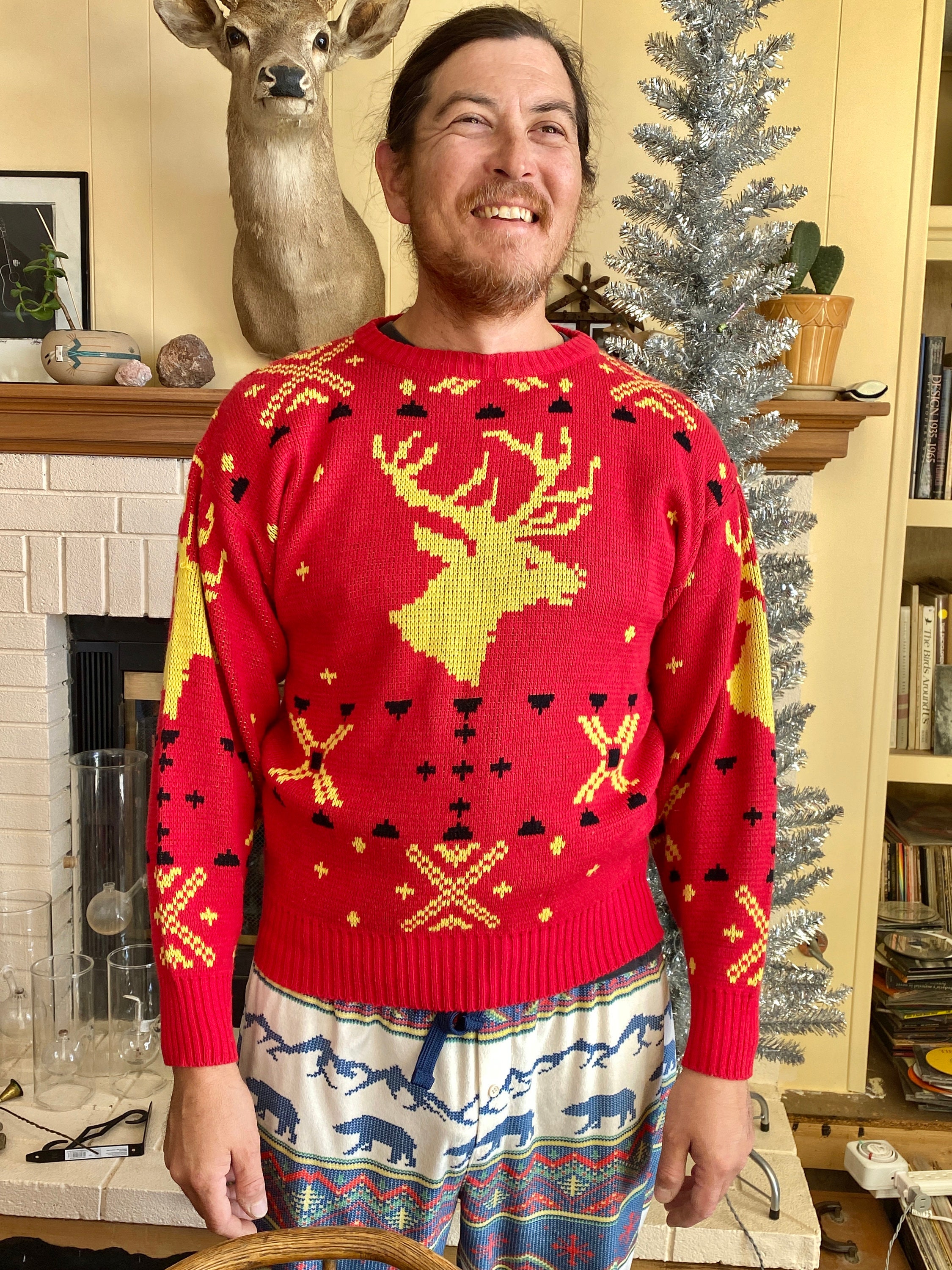 VINTAGE REINDEER SWEATER 