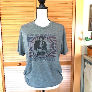 Bob Dylan Concert T-Shirt: Rock N Roll Tee, 40&quot; Chest