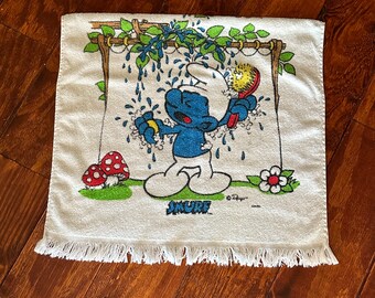 ViNTAGE SMURF Bath TOWEL W MUSHROOMs KiDS Terry CLoTH Cotton Cute!