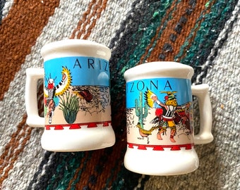 ViNTAGE SHAKERS KACHINA DoLLS SALT & PePPer S and P Southwest Arizona