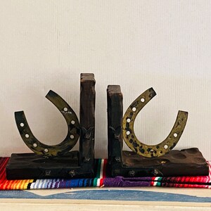 ViNTAGE 1970s HORSESHOE BOOKENDS Or Shelf BrACKETS BooK Ends