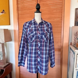 ViNTAGE WESTERN SHIRT Cowboy Blue & Red PLAID Southwestern Style Cowgirl Medium 1970’s Rodeo Fashion