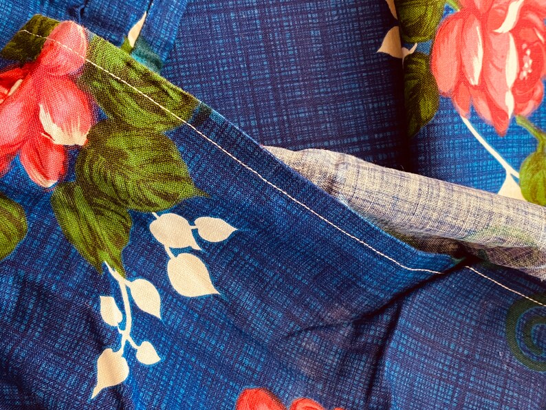 Vintage 3 Yds FABRIC ROSE PRINT Cotton 1970\u2019s Hawaiian