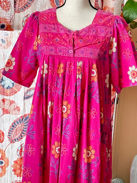 SWeeT CoTTON Vintage 80s HoT PiNK FLORAL KAFTAN D… - image 9