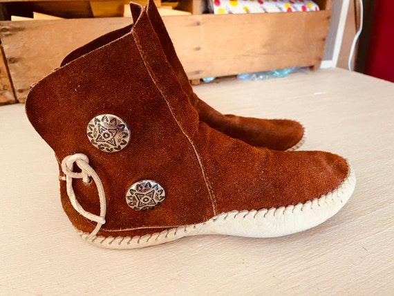 70s SUEDE MOCCASIN BOOTIES Ankle Boots