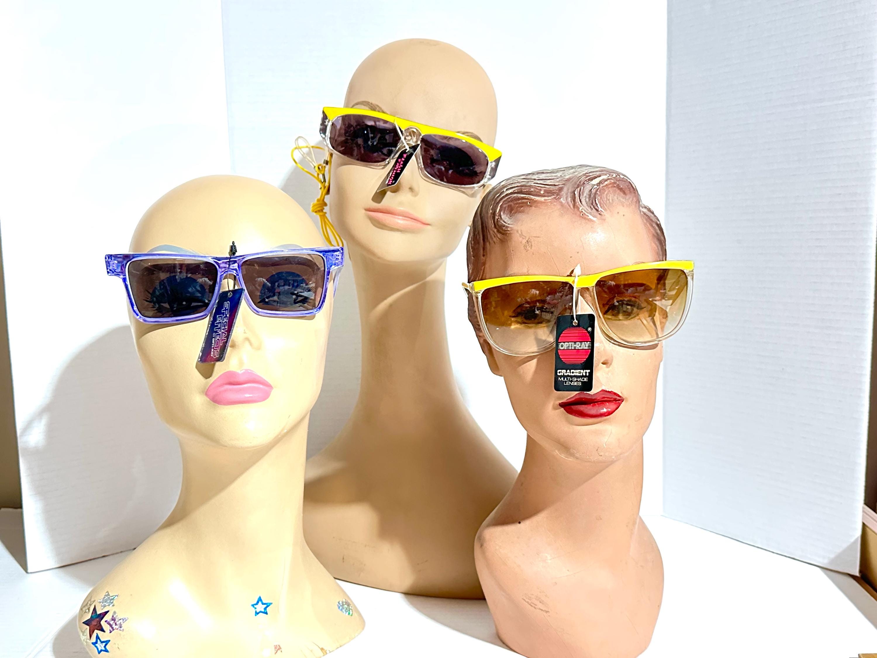 VINTAGE OPTI-RAY SUNGLASSES TAIWAN ?? s-l1200.jpg main image 2