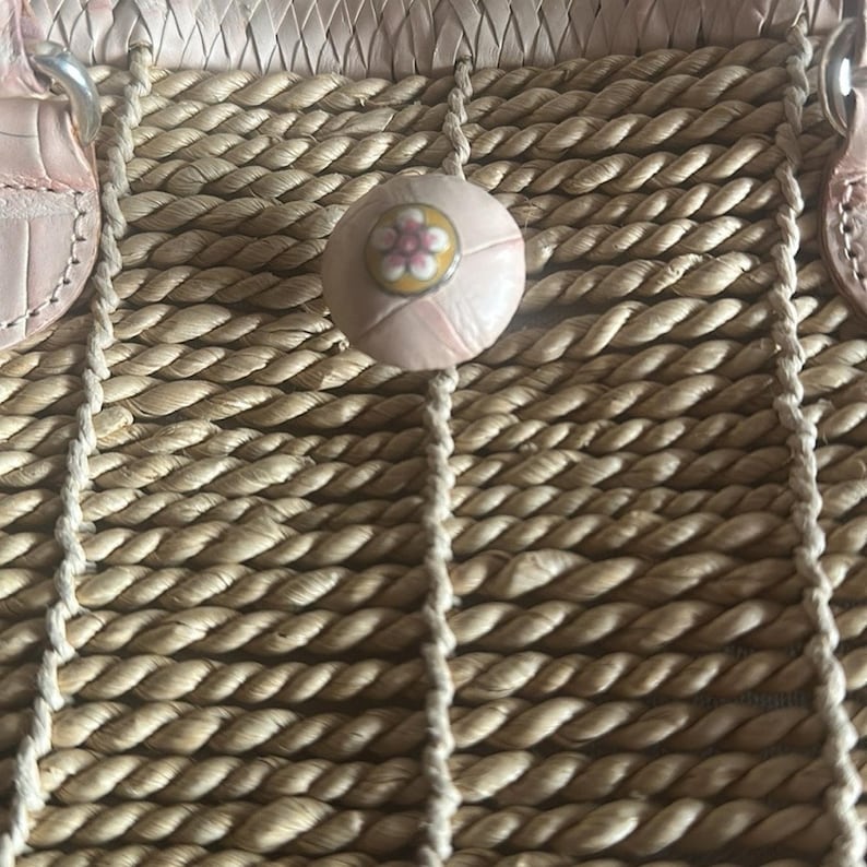 Brighton Vintage Flower Wood Button Straw & Woven Cream Leather Handbag image 7