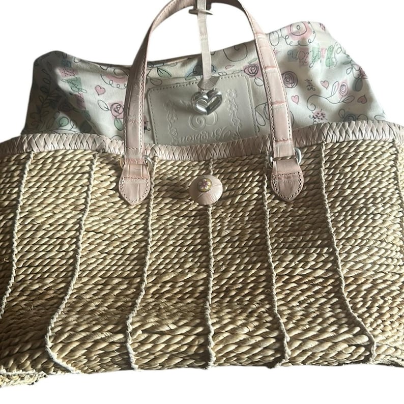 Brighton Vintage Flower Wood Button Straw & Woven Cream Leather Handbag image 8