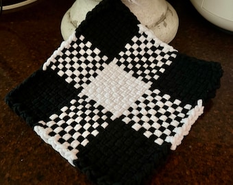 Black & White Potholder