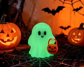 Glow in the Dark Halloween Ghost Figurines with Pumpkin Buckets – Cute Spooky 3D Printed Decor for Party, Shelf & Desk