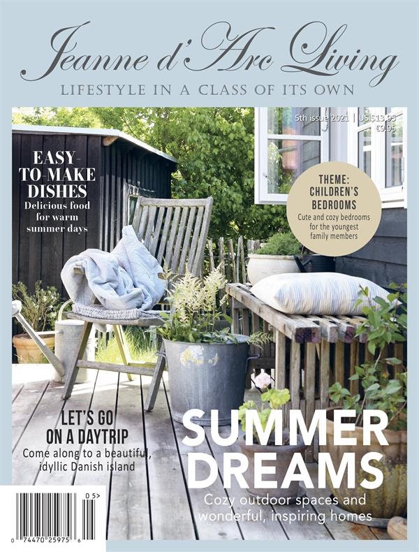 Jeanne d' Arc Living Magazine -  2021 - 5th Issue - Ships Beginni…