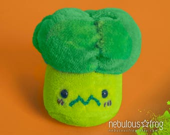 3in BROCCOLI plush  ||  Pretend food, play food, kawaii plushy, plush toy, food plush, fruit plush, soft toy, stuffed animal, organic plush