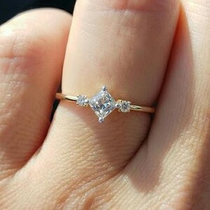 Triologie Ring, Minimalist Braut Set, Drachen Form Jahrestag Geschenk für Frau, Drei Stein Vergangenheit Geschenk Zukunft Ring, Handgemachter Schmuck