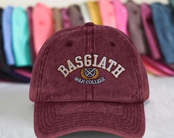 Basgiat-oorlogscollage geborduurde hoed, vintage Basgiath War College-hoed, Fourth Wing-hoed, Violet Sorrengail, Xaden Riorson, fantasy-boekenhoed