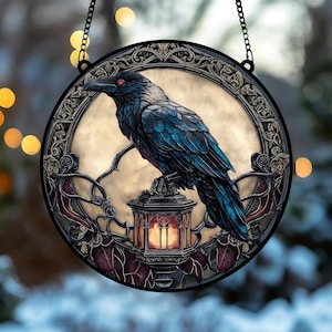 Rabe Gothic auf Laterne 2D Acryl Suncatcher, Faux Glasmalerei Halloween Krähe auf Lampe Suncatcher, Halloween Dekor für Dark Academia Home