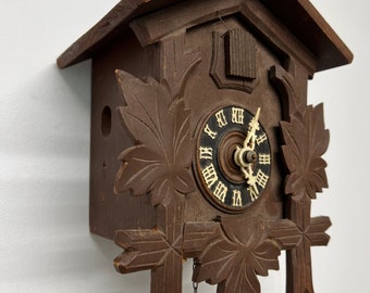 Timeless Vintage Cuckoo Wall Clock from Germany: 9"x7"x5"