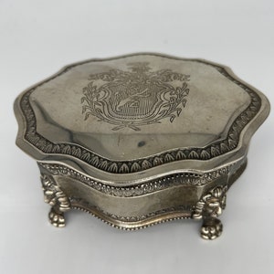 Vintage Silver Plated Jewelry Box (Style-English)-Lion head footed Jewelry Box 6" x 5.7" x 2.7"