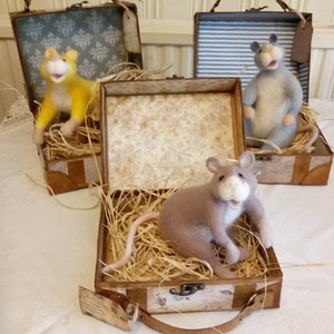 Felted Rat 3D Sculpture, Needle Felted Animal Gift, Rat Lover Unique present, Animal Lover Gift, Felted Wool Pet Sculpture