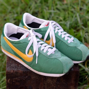 Vintage Nike & Yellow Sneakers Shoes Wmns 6.5 Etsy