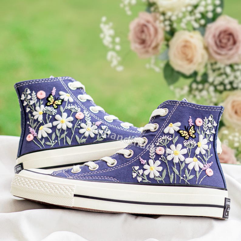Hand Embroidered Daisy & Butterfly Converse High Tops, Custom Floral Chuck Taylor Sneakers, Cottagecore Canvas Shoes, Unique Gift for Her