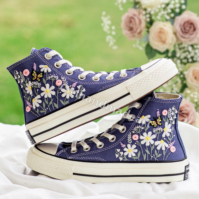 Hand Embroidered Daisy & Butterfly Converse High Tops, Custom Floral Chuck Taylor Sneakers, Cottagecore Canvas Shoes, Unique Gift for Her