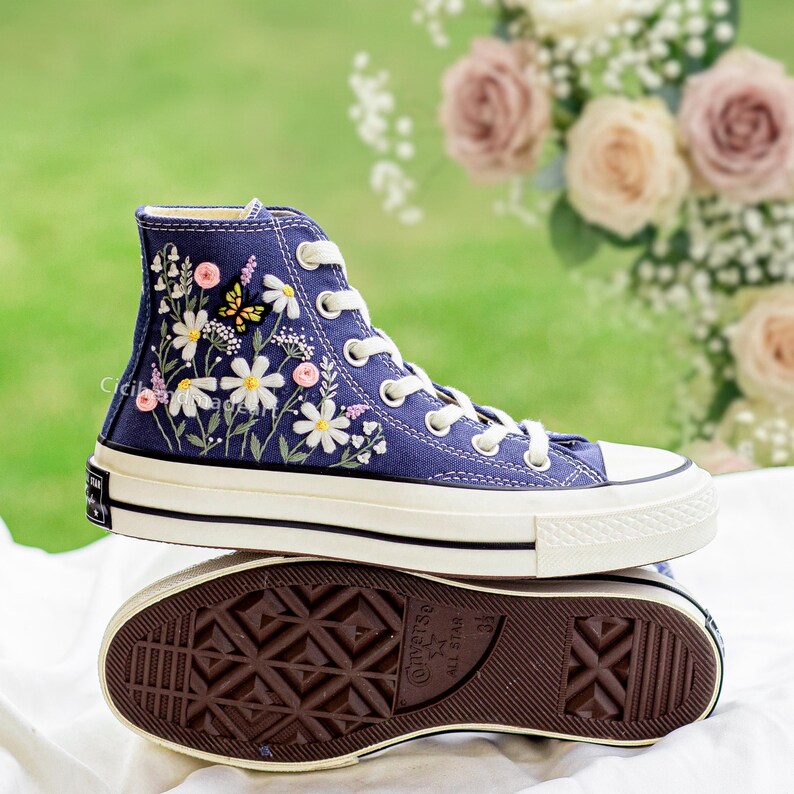Hand Embroidered Daisy & Butterfly Converse High Tops, Custom Floral Chuck Taylor Sneakers, Cottagecore Canvas Shoes, Unique Gift for Her