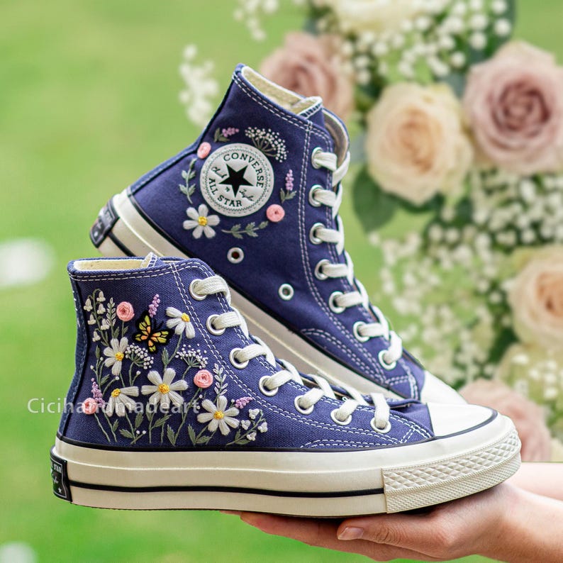 Hand Embroidered Daisy & Butterfly Converse High Tops, Custom Floral Chuck Taylor Sneakers, Cottagecore Canvas Shoes, Unique Gift for Her