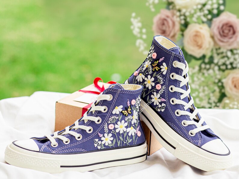 Hand Embroidered Daisy & Butterfly Converse High Tops, Custom Floral Chuck Taylor Sneakers, Cottagecore Canvas Shoes, Unique Gift for Her