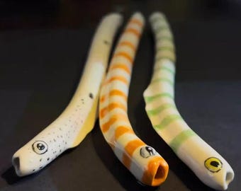Pajita de cerámica con forma de anguila de jardín, divertida pajita reutilizable con forma de pez en 3D, regalo único para amantes del océano, original obra de arte de la vida marina, herramienta de té de cerámica hecha a mano