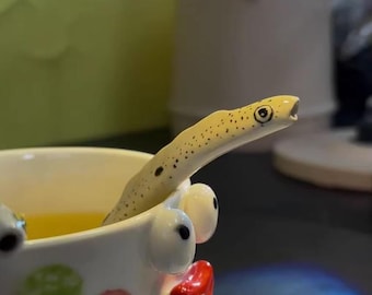 Garden Eel Ceramic Straw, Funny 3D Fish Reusable Drinking Straw, Unique Ocean Lover Gift, Quirky Marine Life Art, Handmade Pottery Tea Tool