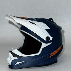3D‑Printed Motocross Helmet Figurine | Dirt Bike Decor | Custom Colors Available