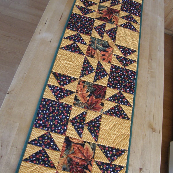 Thanksgiving Table Runner - Flying Geese and Falling Leaves