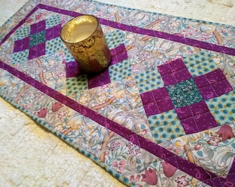 Quilted Table Runner: William Morris Floral, Spring Decor (30 x 14)