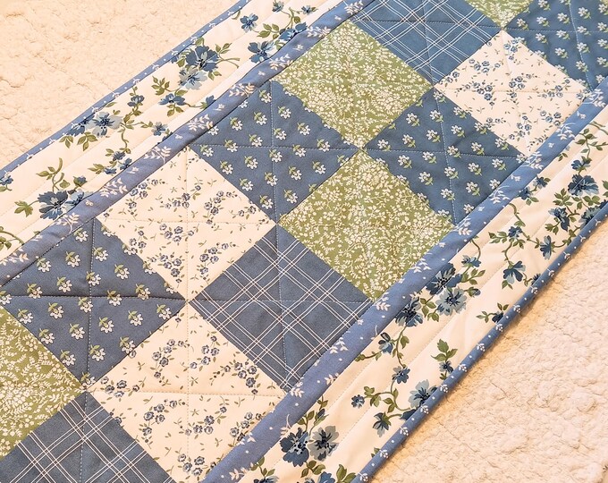Sunrise Over Farm Quilted Table Runner NCU0PTT409