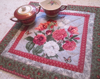 Floral Quilted Table Topper Wall Hanging: Spring Cottage Decor (16.75" Square)