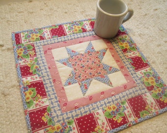 Quilted Table Topper 13 x 13 Runner Spring Summer Retro Vintage 1930s Floral Star Country Farmhouse Cottage Chic Centerpiece